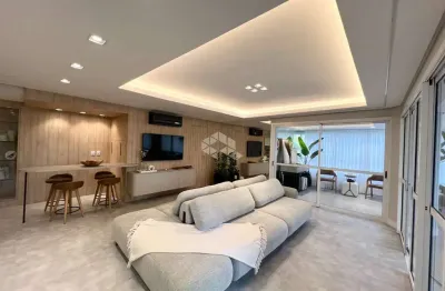 Apartamento de 3 dormitórios, sendo 1 suíte, localizado no bairro centro em canoas