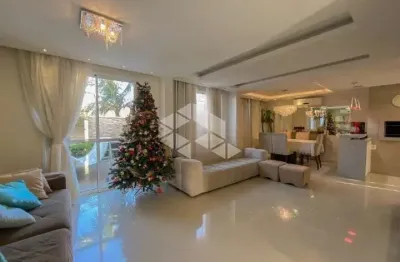 Casa em condomínio 4 dormitórios, 2 suítes, 3 vagas, pátio, sótão em canoas!