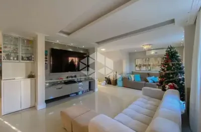 Casa em condomínio 4 dormitórios, 2 suítes, 3 vagas, pátio, sótão em canoas!