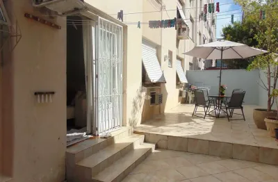 Apartamento gardem de 2 quartos no bairro santana próximo ao instituto de cardiologia e av. ipiranga, bento gonçalves e azenha
