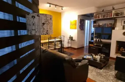 Apartamento 2 dormitórios com garagem no bom fim próximo da santa casa, colégio rosário e redenção