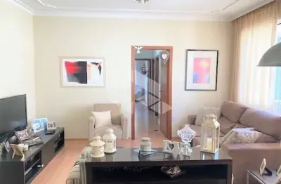 Apartamento 3 quartos no bairro rio branco próximo ao zaffari da cabral e colégio americano