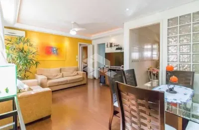 Apartamento de 2 quartos com dependência e garagem no auxiliadora próximo a carlos gomes, anita garibaldi, plínio brasil milano e 24 de outubro
