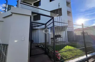 Apartamento com garagem e 2 dormitórios no centro de vacaria