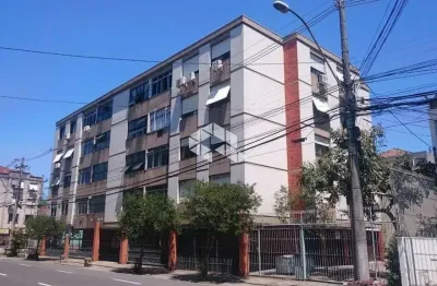 Torrando amplo apartamento com 3 dormitórios, suíte bairro navegantes, com elevador e garagem fechada