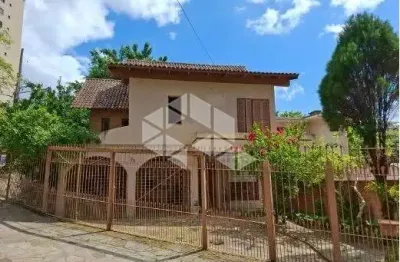 Casa à venda, terreno de esquina, pátio grande, piscina, rua da graça, zona norte, porto alegre