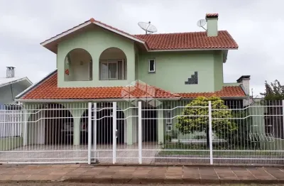 Excelente casa de dois pavimentos alto padrão em vacaria