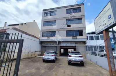Prédio comercial com estacionamento à venda av. cairú, porto alegre