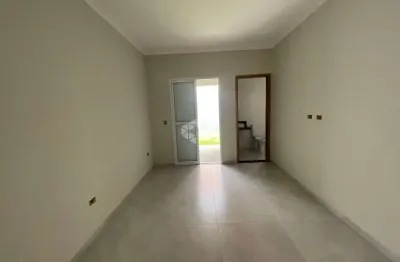 Linda casa térrea a venda com 3 dormitórios sendo 1 suíte em atibaia