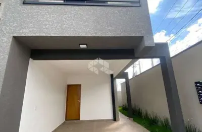 Maravilhoso sobrado a venda dentro de condomínio com 2 suítes em atibaia