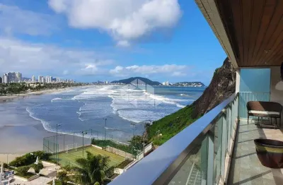 Apartemento á venda no guarujá com 3 quartos sendo duas suítes máster