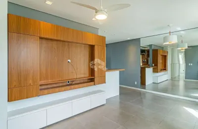 Apartamento 3 dormitórios sendo 1 suíte com vaga de garagem, no bairro humaitá