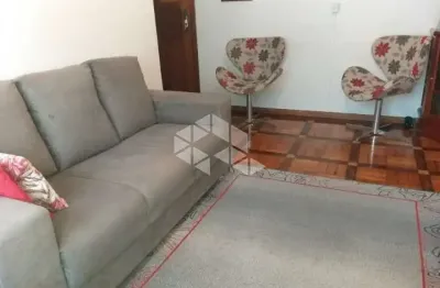Apartamento de 2 dormitorios no bairro são joão, em porto alegre