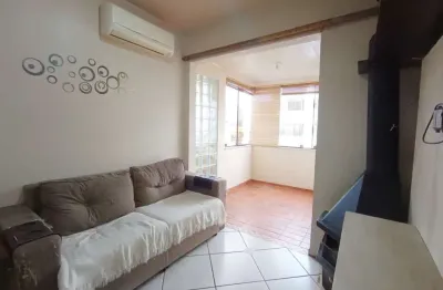 Apartamento de 1 dormitorio com sacada, churrasqueira e vaga