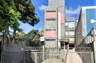 Prédio comercial com elevador e gerador no bairro petrópolis em porto alegre