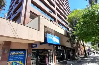 Sala comercial, reformada, elevador no bairro mont serrat, em porto alegre
