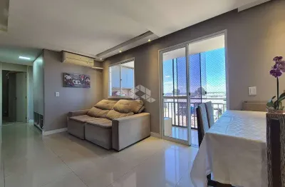 Apartamento 3 dormitórios, sendo 1 suíte, andar alto, excelente posição do sol, vista livre, móveis planejados em excelente padrão.