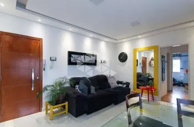 Apartamento 3 dormitórios, reformado, sacada, no bairro são joão, em porto alegre