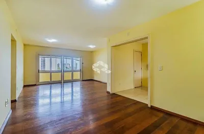 Apartamento dos sonhos, 3 dormitórios e 2 vagas de garagem  no centro de novo hamburgo!
