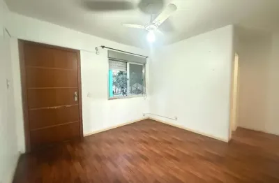Apartamento de 1 dormitório localizado no bairro humaitá, em porto alegre.