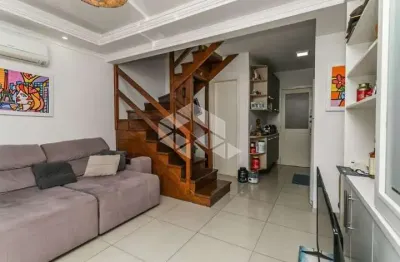 Casa em condomínio fechado com 3 quartos à venda na Avenida José Aloísio Filho, 801, Humaitá, Porto Alegre