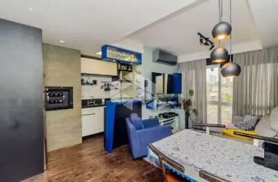 Apartamento semi mobiliado de 2 dormitórios com suíte e 3 vagas de garagem no bairro passo da areia