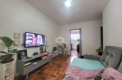 Apartamento de 2 dormitórios, no bairro humaitá, em porto alegre.