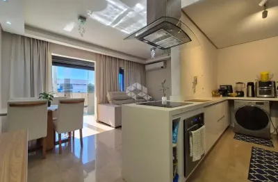 Apartamento de 3 dormitórios e 2 vagas de garagem, no bairro humaitá, em porto alegre.