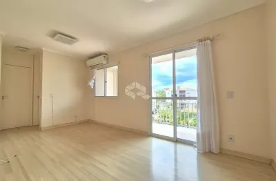 Apartamento de 2 dormitórios e 1 vaga de garagem, no bairro humaitá, em porto alegre.
