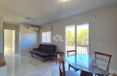 Apartamento de 2 dormitórios, no bairro humaitá, em porto alegre.