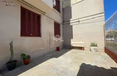 Apartamento de 2 dormitórios, no bairro são geraldo, em porto alegre.