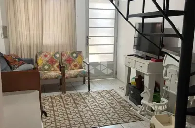 Casa em condomínio com 2 dormitórios e 1 vaga de garagem, no bairro rio branco, em canoas.