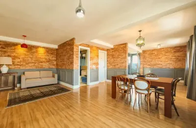 Apartamento de 3 dormitórios transformados em 2 no bairro São Geraldo em Porto Alegre