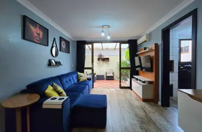 Apartamento Garden de 2 dormitórios e 1 vaga de garagem, no bairro Passo da Areia, em Porto Alegre.