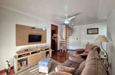 Cobertura 2 dormitórios, 2 vagas de garagem no bairro Higienopolis, em Porto Alegre.