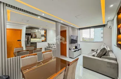 Apartamento de 2 dormitórios e 1 vaga de garagem, no bairro Humaitá, em Porto Alegre.