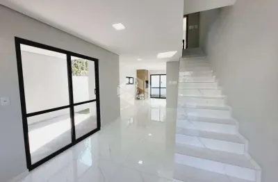 Casa de 3 dormitórios no bairro ingleses do rio vermelho - florianópolis/sc