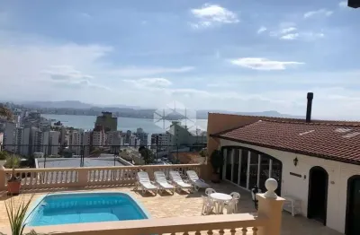 Casa com 2 quartos à venda na Avenida do Antão, 168, Centro, Florianópolis