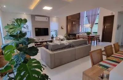 Casa em condomínio de 4 quartos no bairro cachoeira do bom jesus - florianópolis/sc