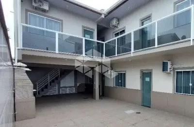 Prédio residencial com 7 apartamentos em tapera da base - florianópolis/sc