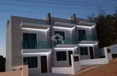 Casa duplex - 2 quartos - bairro são joao do rio vermelho - florianópolis- sc