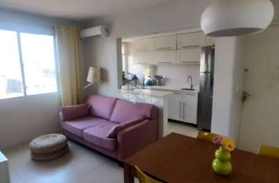 Apartamento semimobiliado de 2 quartos na agronômica - florianópolis/sc