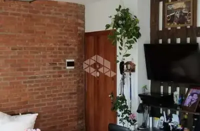 Apartamento garden com espaço privativo em capoeiras - florianópolis/sc