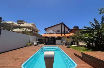 Casa com 4 quartos à venda na Rua Manoel Pedro Vieira, 1248, Morro das Pedras, Florianópolis