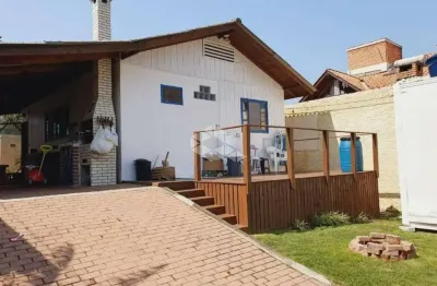 Casa com 3 quartos + container à venda no sambaqui - florianópolis/sc