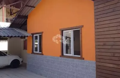 Casa 2 quartos próxima à praia - caeira da barra do sul, caiacanga, ribeirão da ilha