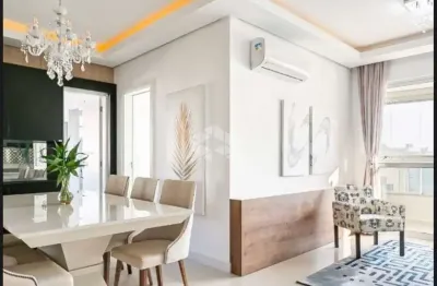 Apartamento com 2 suítes mobiliado na agronômica - florianópolis/sc