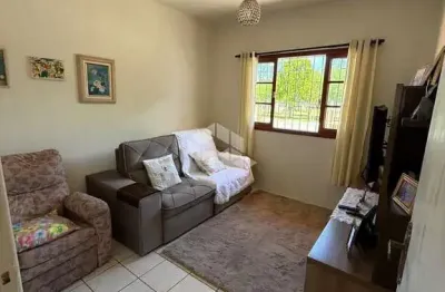 Casa com 4 dormitórios em terreno amplo no são joão do rio vermelho