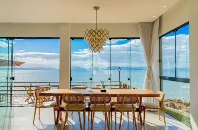 Casa com 5 quartos à venda na Rua Getúlio Vargas, 101, Sorocaba do Sul, Biguaçu