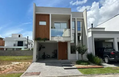Casa de Alto Padrão em Biguaçu Beira-Rio com Energia Solar, Automação Completa e Acabamentos Nobres